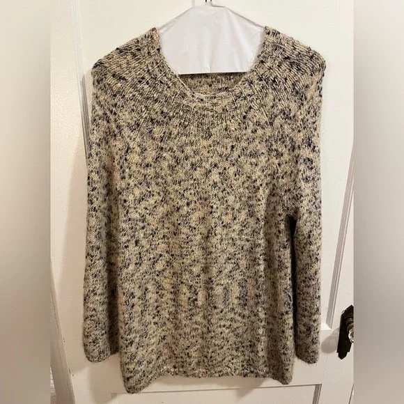 Multicolored Sweater - Picture 1 of 2